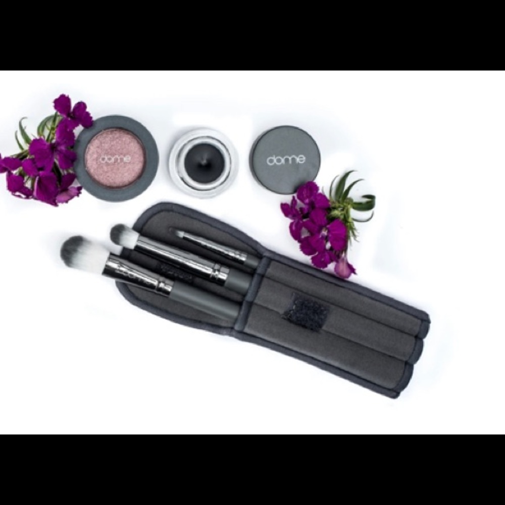 NIB-⭐️dome BEAUTY eyeshadow Brush Set